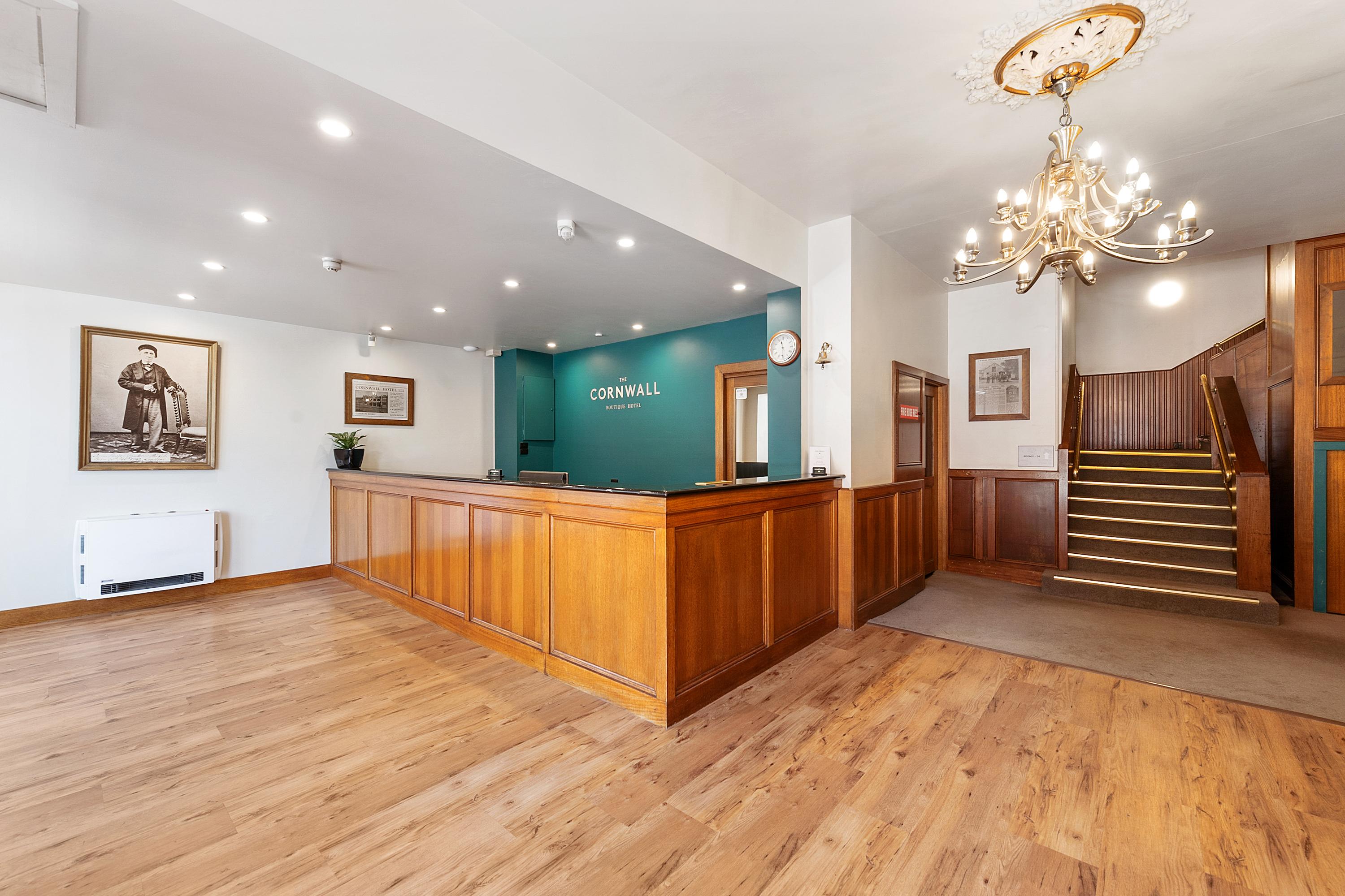 The Cornwall Historic Hotel Лонсестон Экстерьер фото