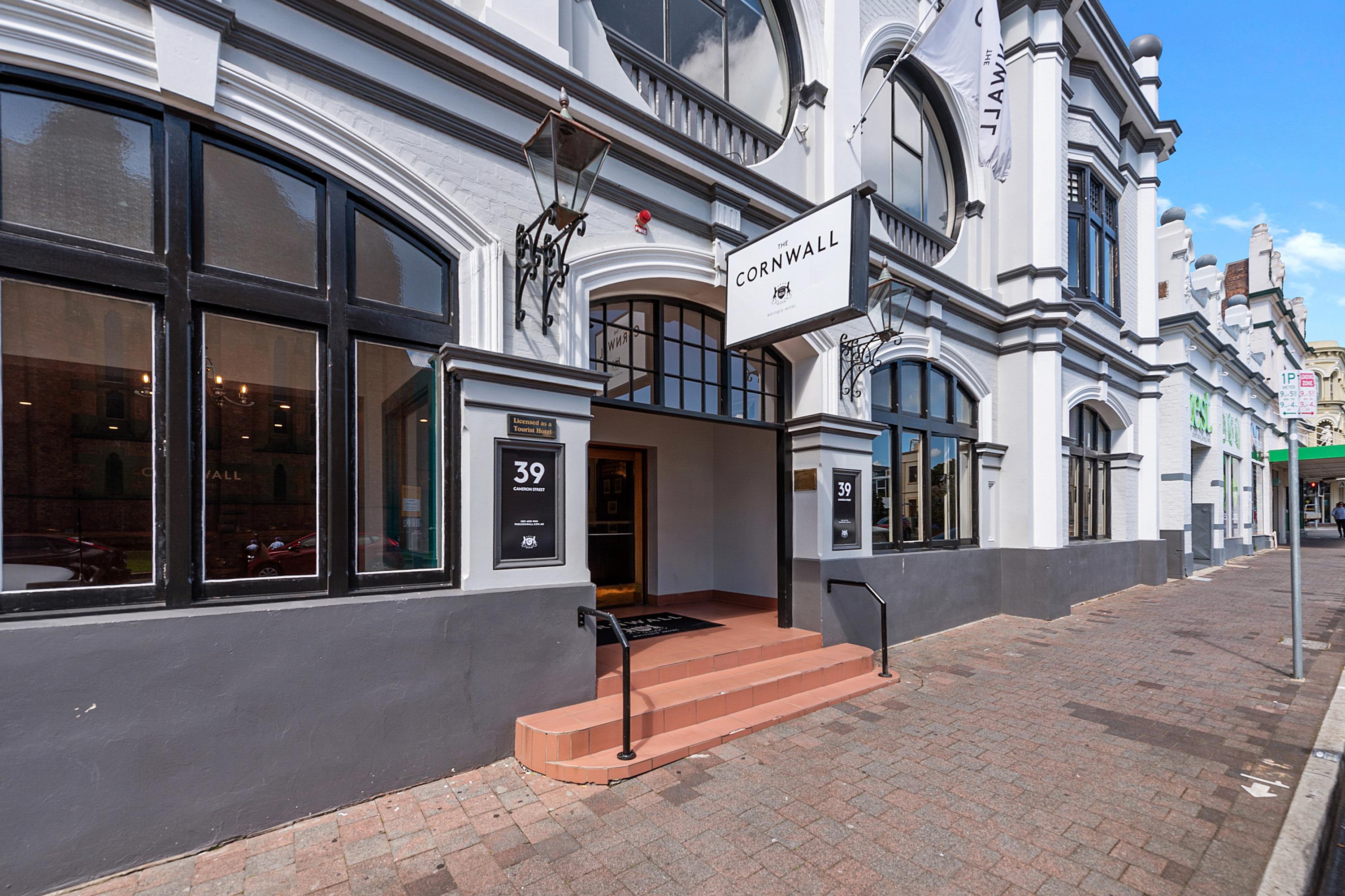 The Cornwall Historic Hotel Лонсестон Экстерьер фото