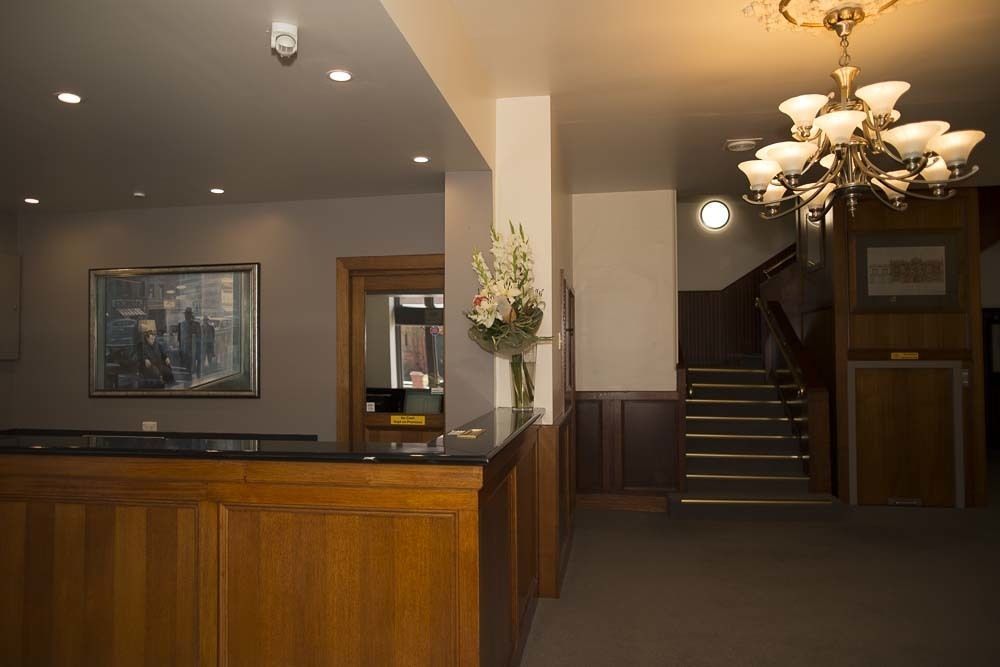 The Cornwall Historic Hotel Лонсестон Экстерьер фото