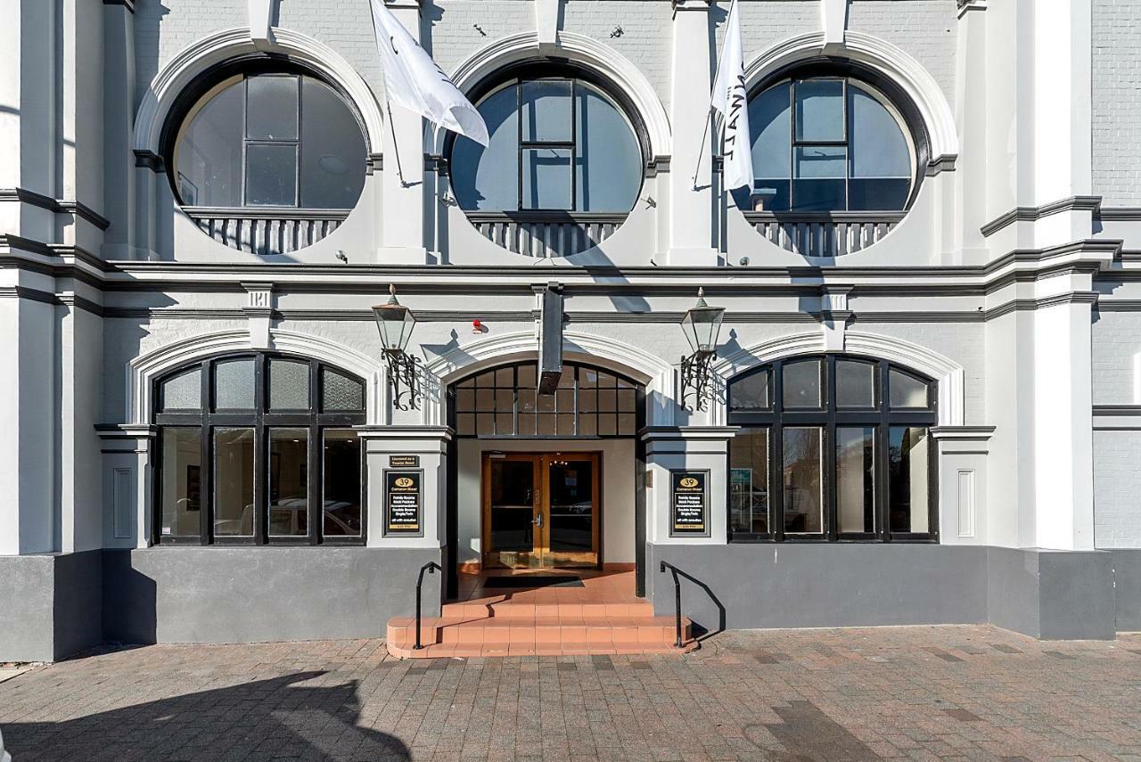 The Cornwall Historic Hotel Лонсестон Экстерьер фото