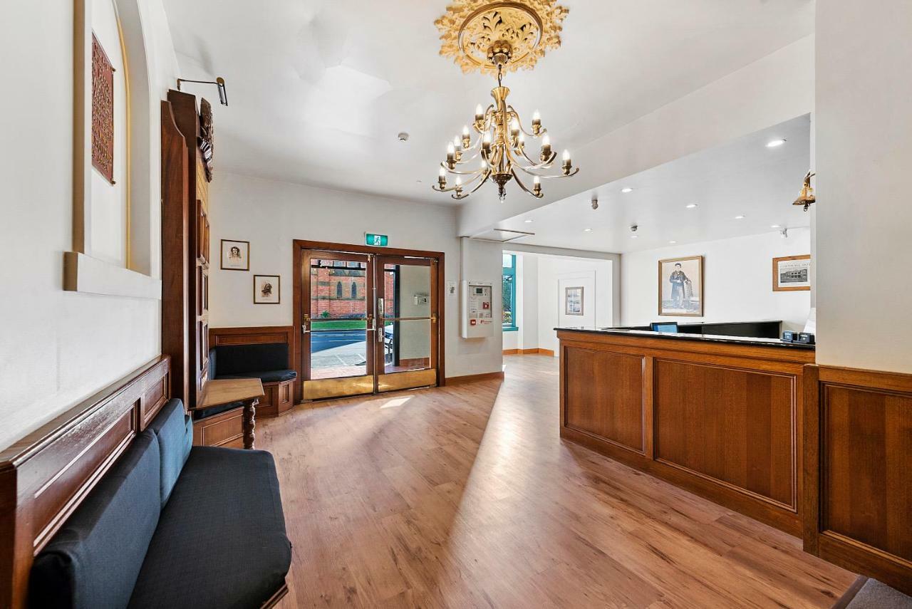 The Cornwall Historic Hotel Лонсестон Экстерьер фото